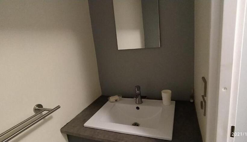 ペンション Logement Dans Une Pinède à Lambesc