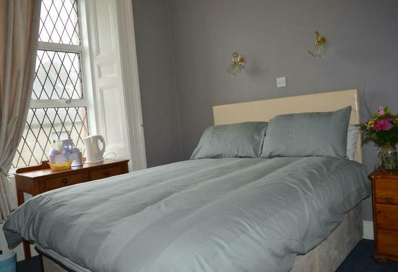 بنسيون Maid Of Erin Guesthouse