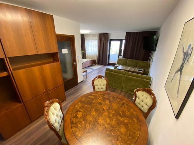 بنسيون Monteurswohnung Zimmerfrei Marktheidenfeld