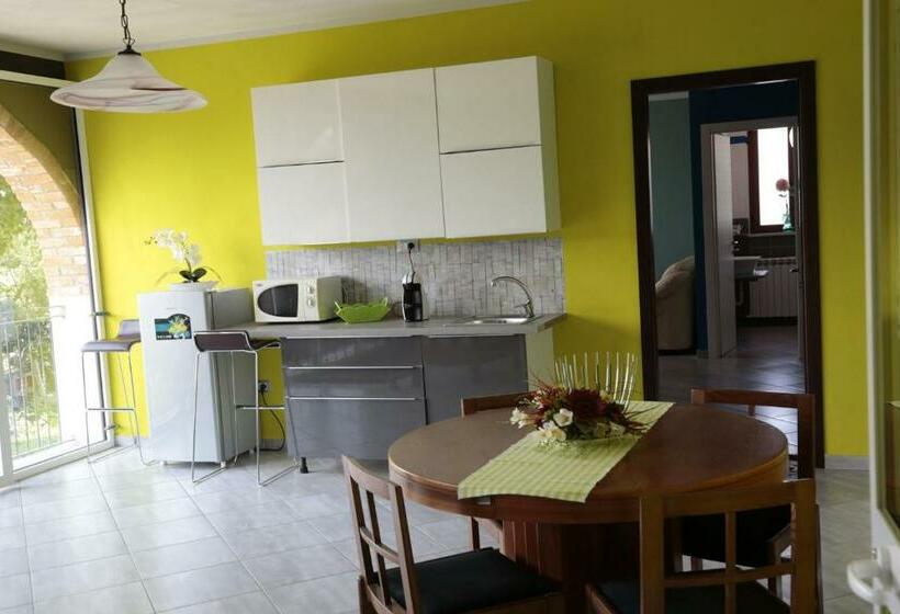 B&b Rozafa