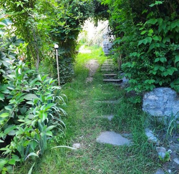 مبيت وإفطار Alla Curva Di Elia Manzoni