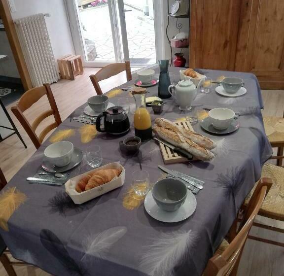 ベッドアンドブレックファースト Chambres D Hôtes Le Verrie Cosy