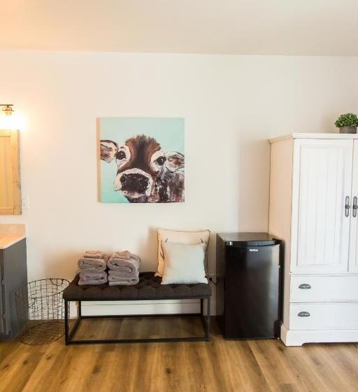 مبيت وإفطار Happy Trails Bnb