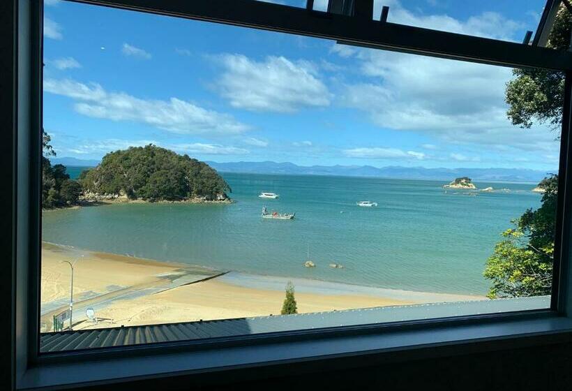 تختخواب و صبحانه Kaiteriteri Retreat