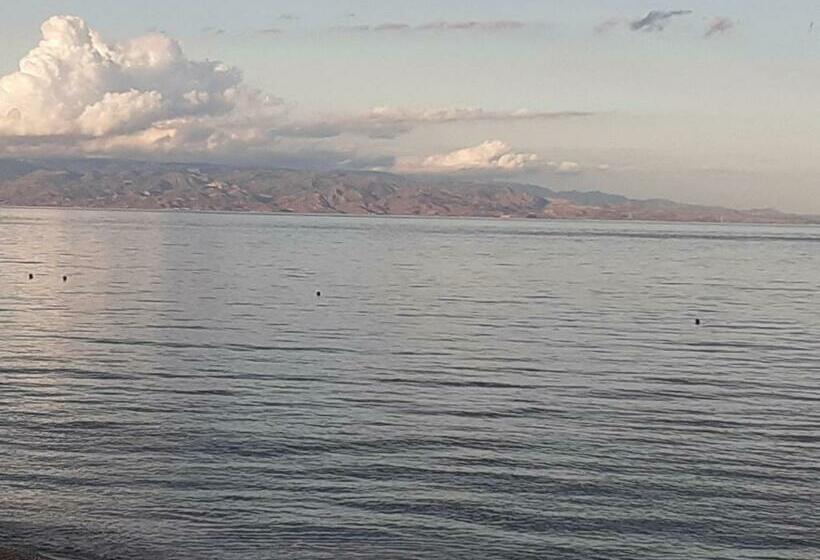 تختخواب و صبحانه Mare Nostrum Luxury Suite