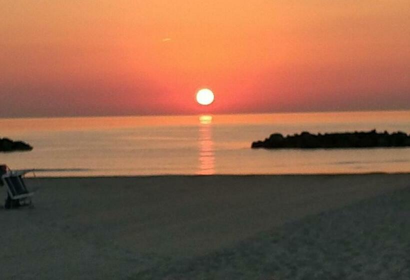 بنسيون Casa De Nella