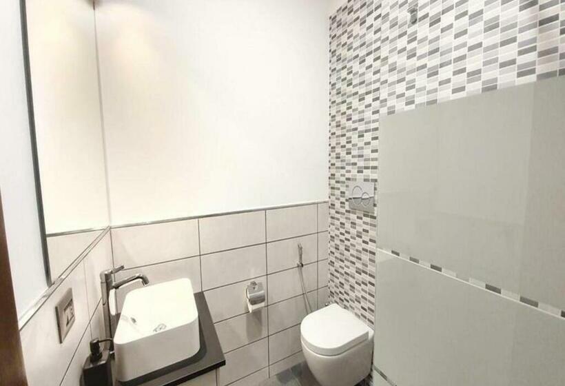 بنسيون Interno 4   Maselli