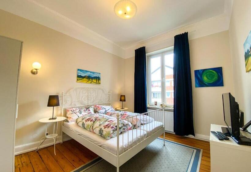 پانسیون Villa Hanseart Lübeck   Privatzimmer In Zentraler Lage