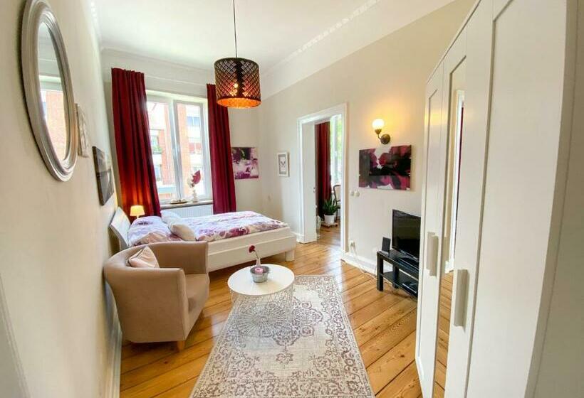 پانسیون Villa Hanseart Lübeck   Privatzimmer In Zentraler Lage