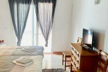 هاستل Hostal Villa Senese