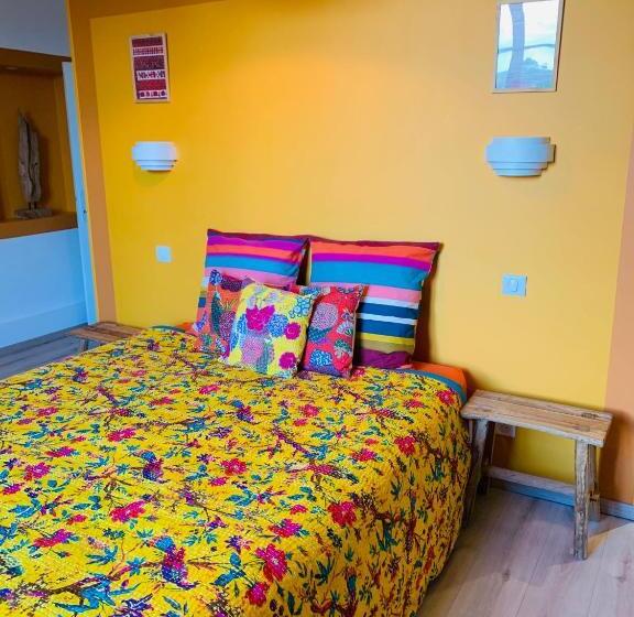 ベッドアンドブレックファースト Aux Couleurs De Commarin Chambres D Hôtes