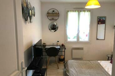 تختخواب و صبحانه Chambre Zen