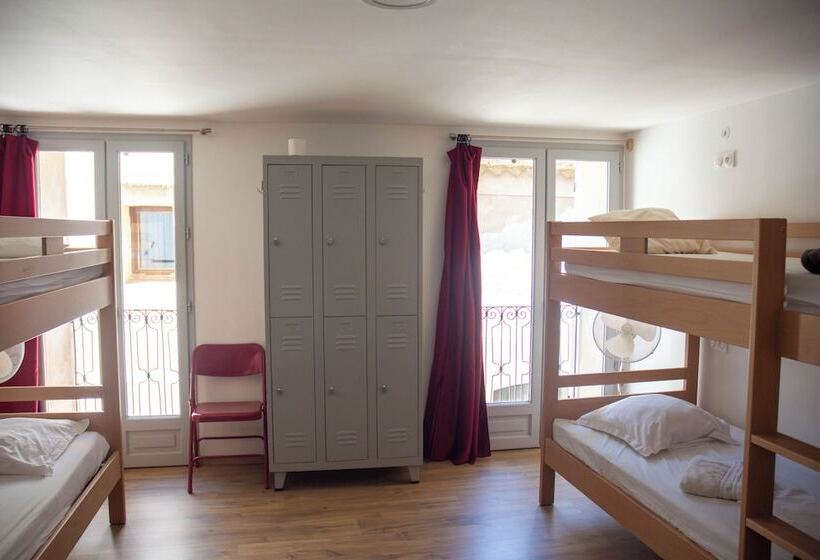 צימר Hostel Le Diablotin