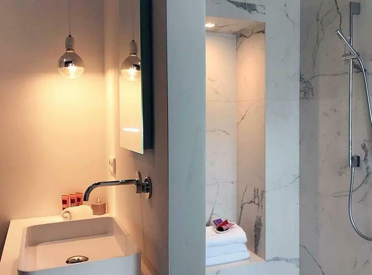 تختخواب و صبحانه Suite Londen66