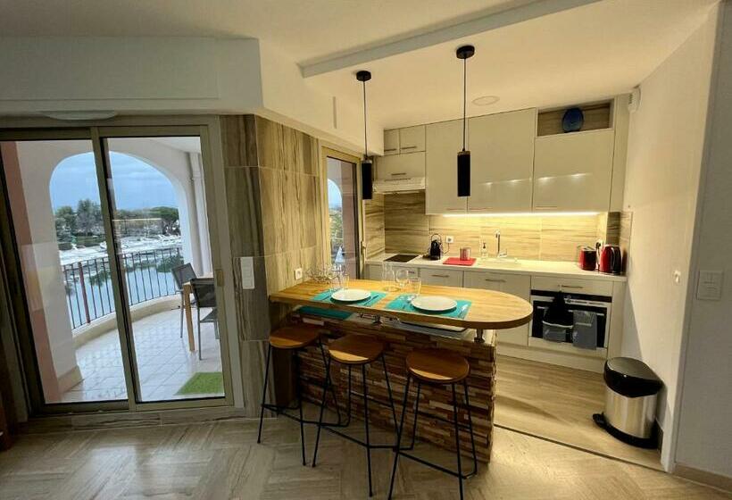 هتل Studio Moderne  Port De Mandelieu  Proche Mer