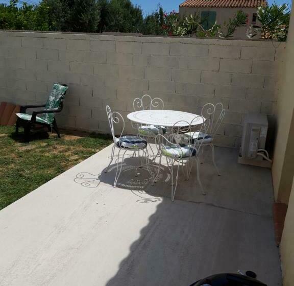 ペンション Gite Des Arènes