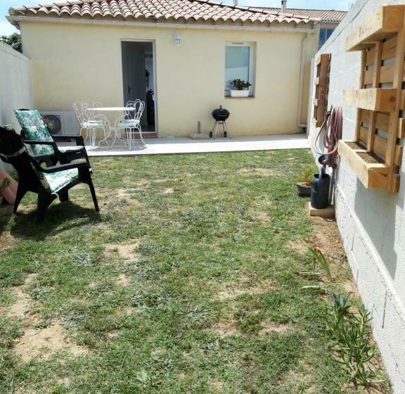 ペンション Gite Des Arènes