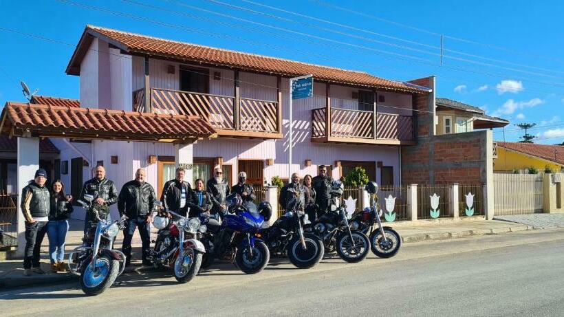 پانسیون Pousada Alternativa Keke