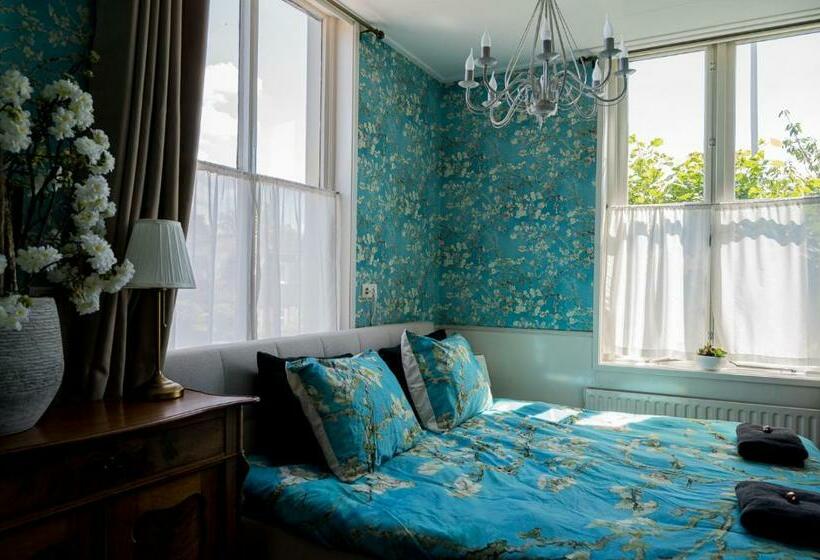 B&b  T Raethuys