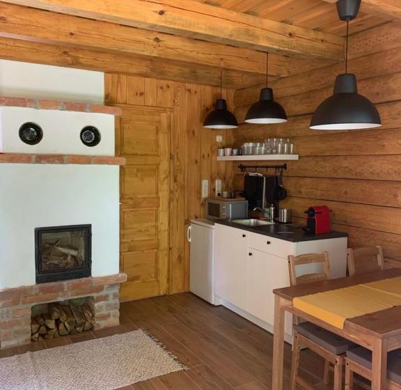 مبيت وإفطار Gyurka Kisrönkház