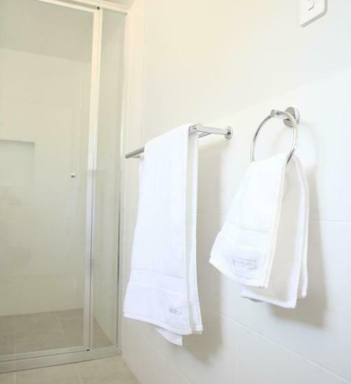 مبيت وإفطار Mala Retreat, Shiraz Suite 5 Star Immaculate And Comfortable