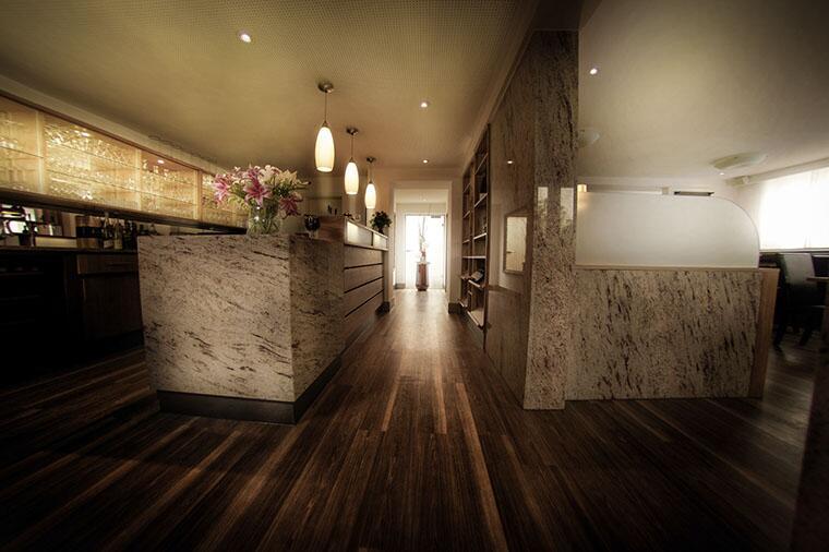 ホテル Zum Riesen