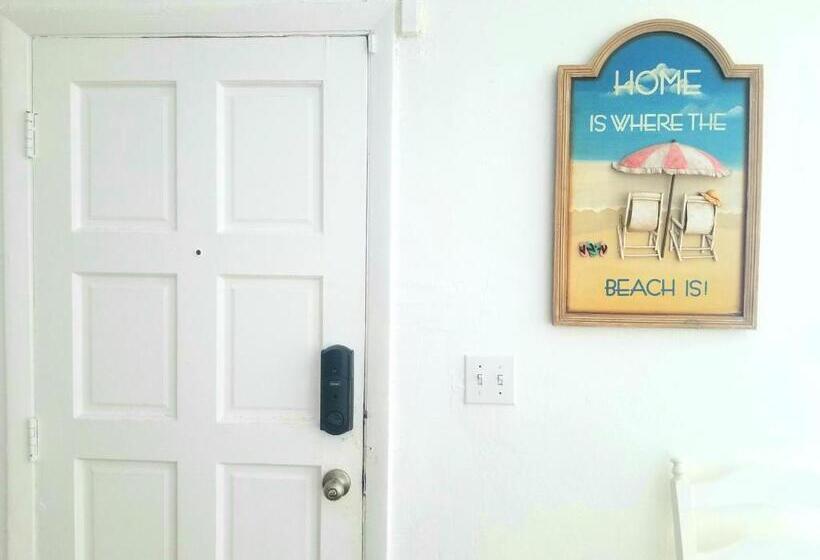 Пансион La Villa Azul   A Beachy Stay In Miami