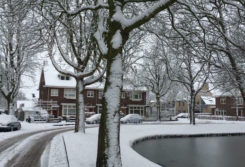 بنسيون Prins Heerlijk