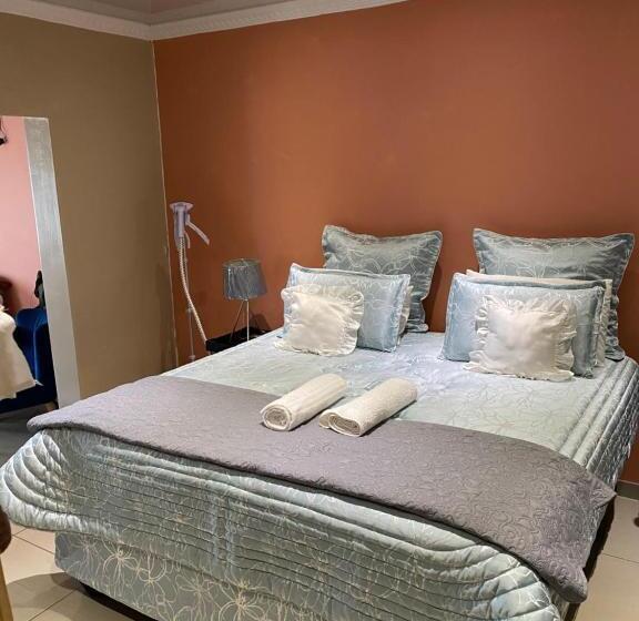 פנסיון River Valley Guest House