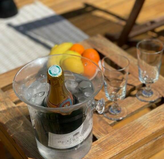 פנסיון Roulotte De Florette