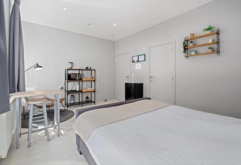 بنسيون Spacious Guest Suites Near Historic Market   5 Min Walk