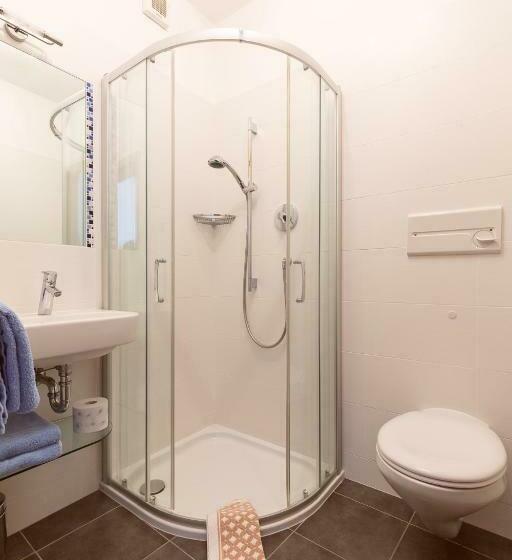 צימר Bnb Garni Kreithof