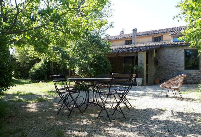 Bed and Breakfast Aux Berges Du Pont Du Gard