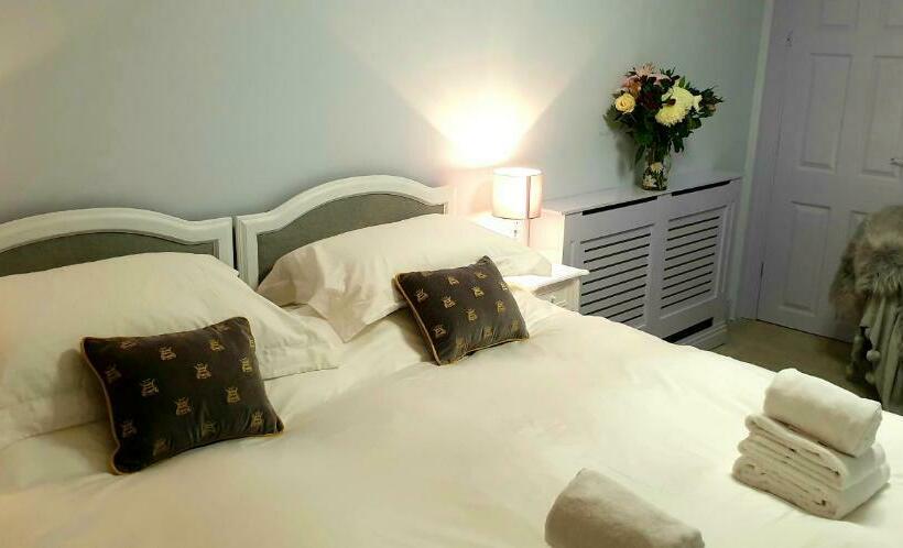 مبيت وإفطار Maugersbury Park Suite