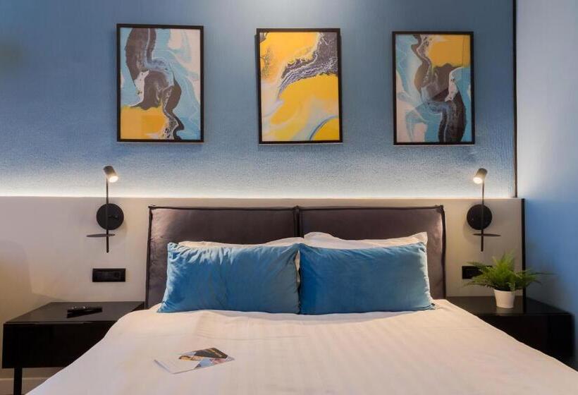 Emil Balaban Luxury Apart