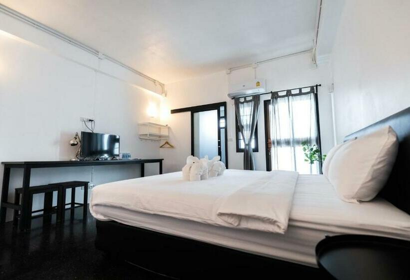 هتل Inn My Place