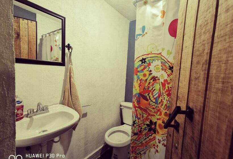 فندق صغير Posada Mi Angel