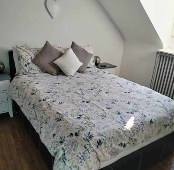 住宿加早餐  Central Brittany B And B