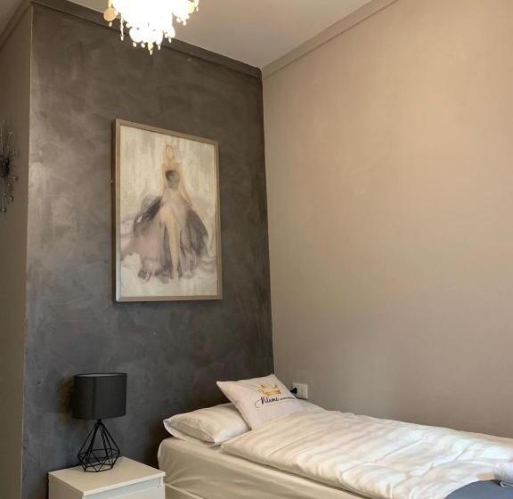 تختخواب و صبحانه Klemi, Rooms In Old Town Dolomia Best Home Check In Automatico