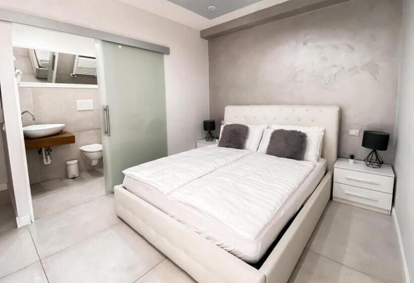 تختخواب و صبحانه Klemi, Rooms In Old Town Dolomia Best Home Check In Automatico