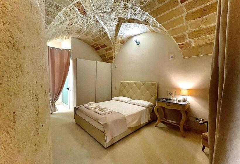 Bed and Breakfast Palazzo De Carlo E Il Parco Dei 7 Pozzi