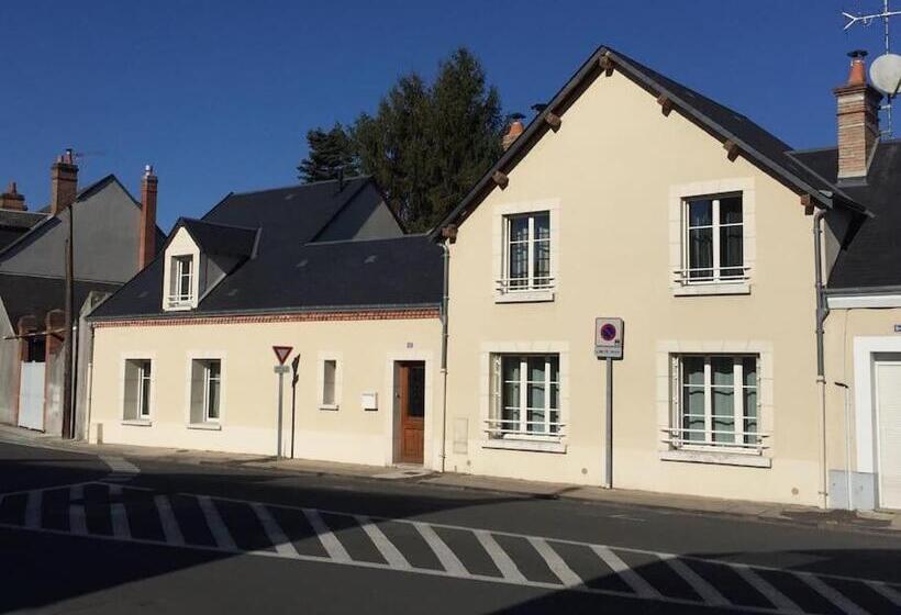 تختخواب و صبحانه Suite Familiale Du Bourgeau