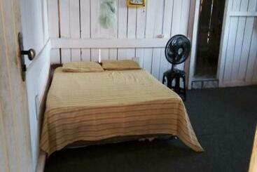 پانسیون Hostel Maiandeua
