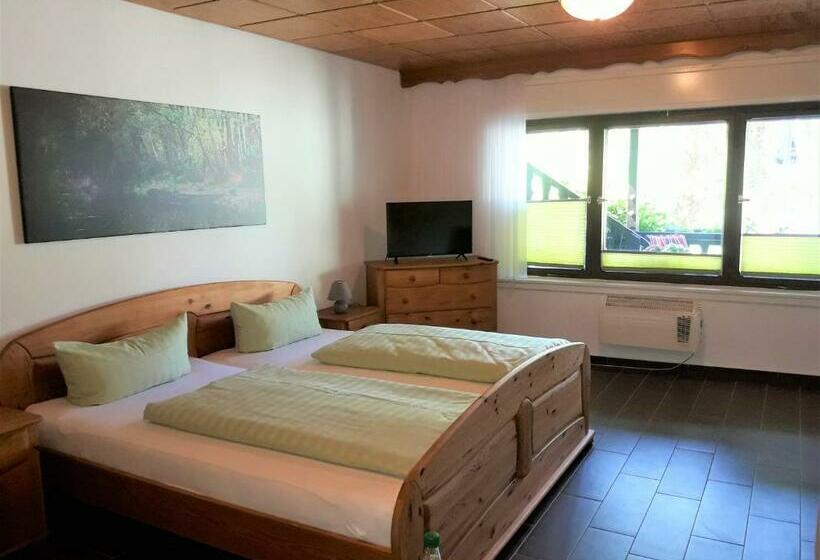 פנסיון Storchennest Spreewald