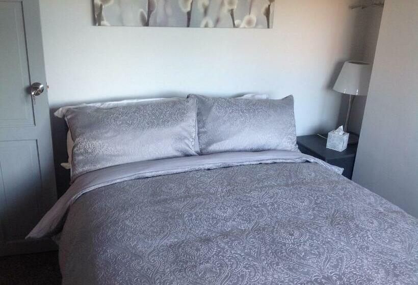 مبيت وإفطار Bed At Bowbridge, Centre Town