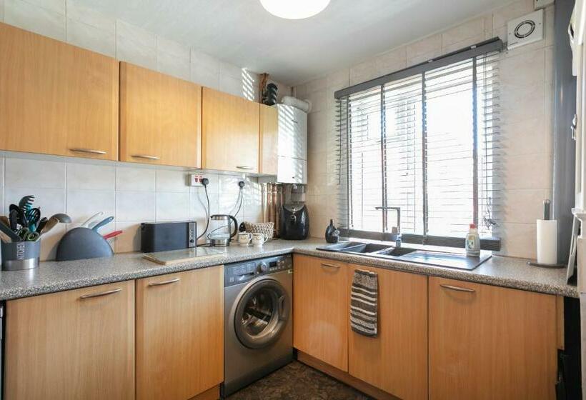 צימר Bed At Bowbridge, Centre Town