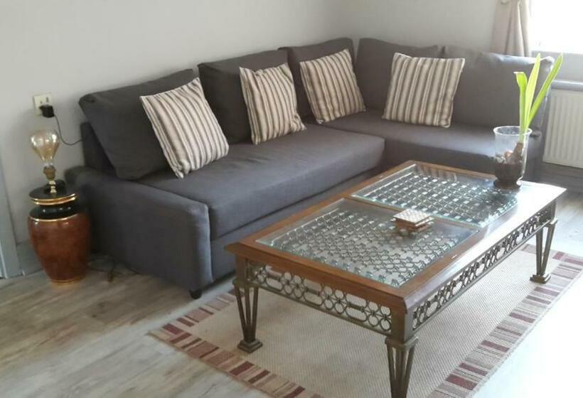 צימר Bed At Bowbridge, Centre Town