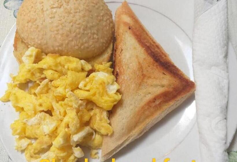 تختخواب و صبحانه Chacha Homestay & Dormitory