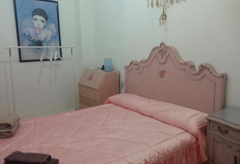 تختخواب و صبحانه Habitaciãƒâ³n Centro Gandia