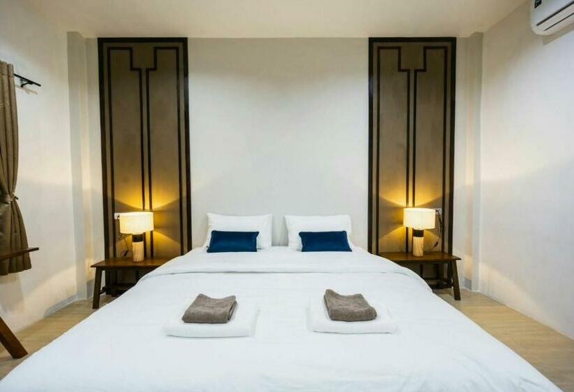 تختخواب و صبحانه Nararin Garden House